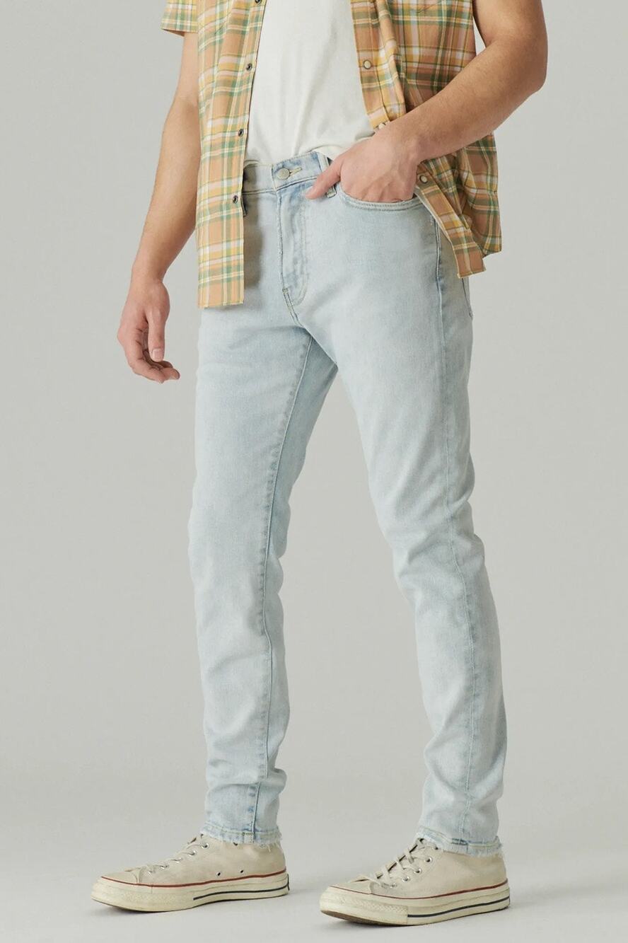 Lucky Brand 411 Athletic Taper Tencel Stretch Jean Size W33 x L32 in Palm View